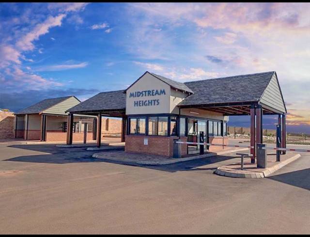 4 BEDROOM HOUSE FOR SALE IN MIDSTREAM HEIGHTS